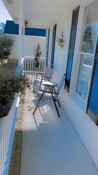 B1 Guest House Hope Mills Екстер'єр фото